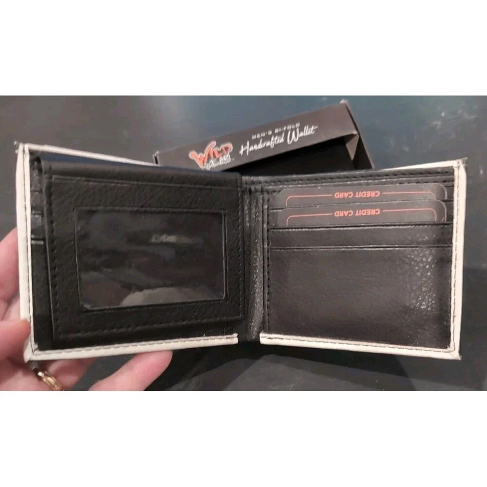 Wild Wear Men’s Bifold Wallet Skull Flames Soldier
